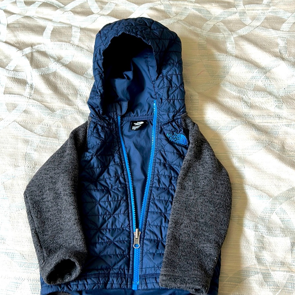 Barely worn 2t Spring coat with fleece line